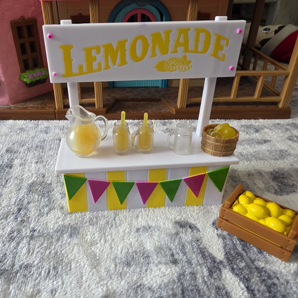 Lil Woodzeez Lemonaid Stand
